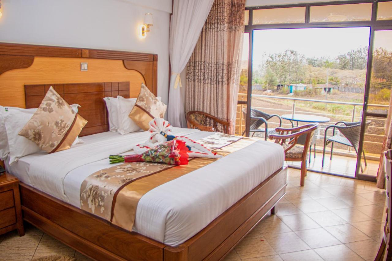 Grand Winston Hotel Nakuru Exteriör bild