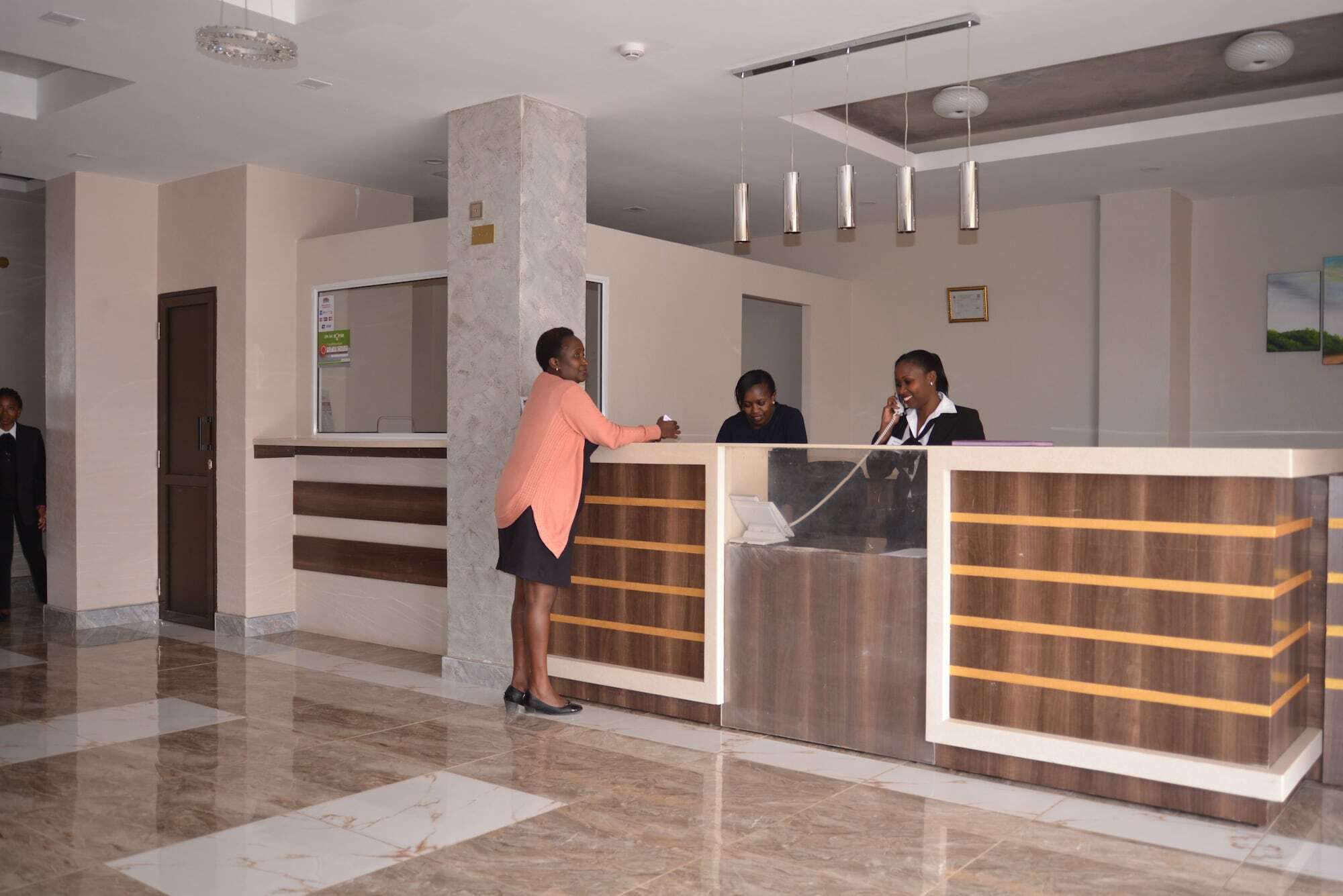 Grand Winston Hotel Nakuru Exteriör bild